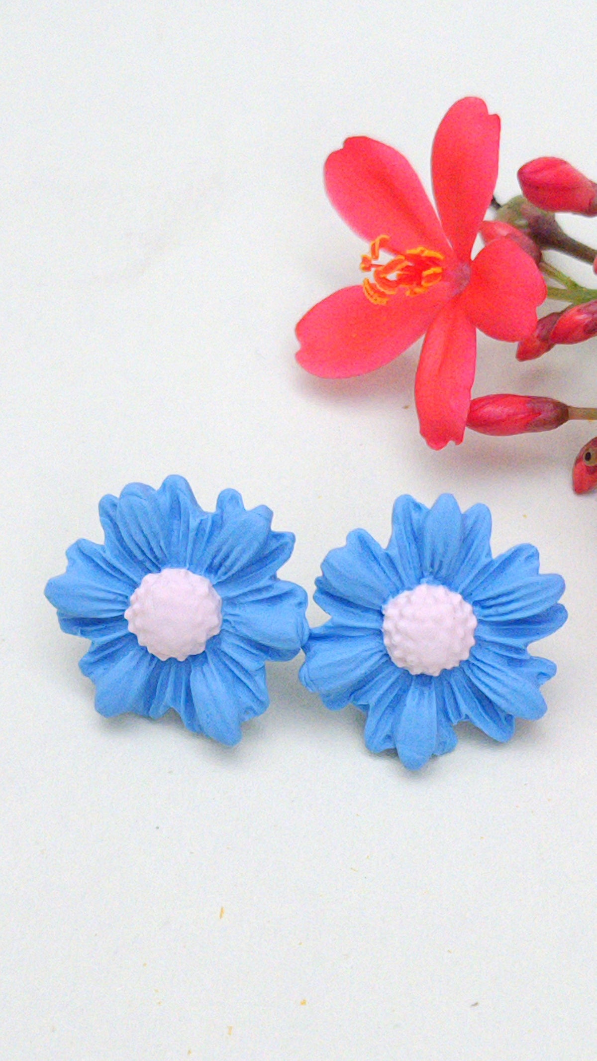 Everyday Daisies - Blue